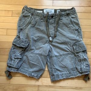 Men’s Abercrombie & Fitch cargo shorts, size 36